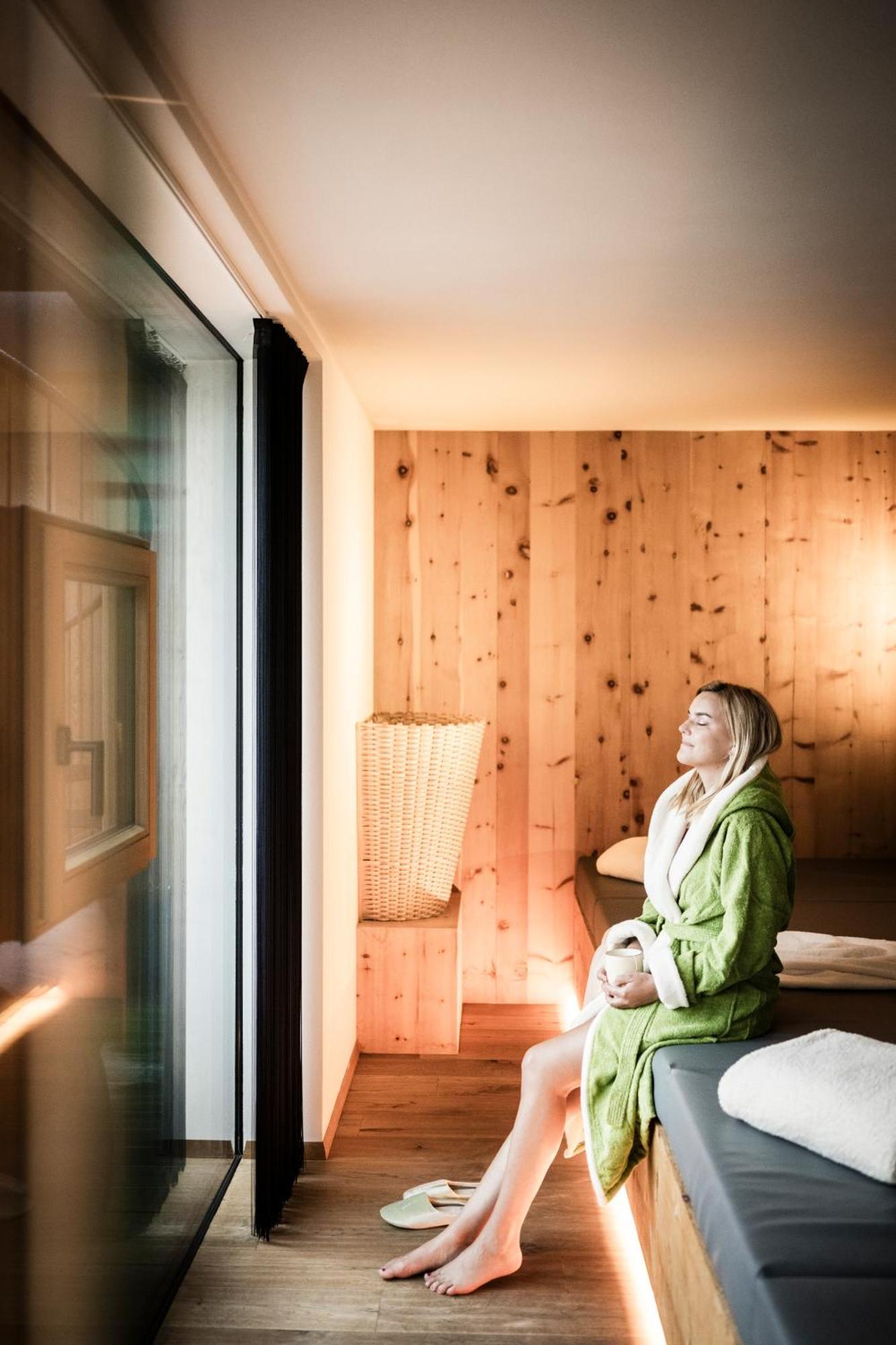 Viel Nois Guest House Фунес Екстер'єр фото