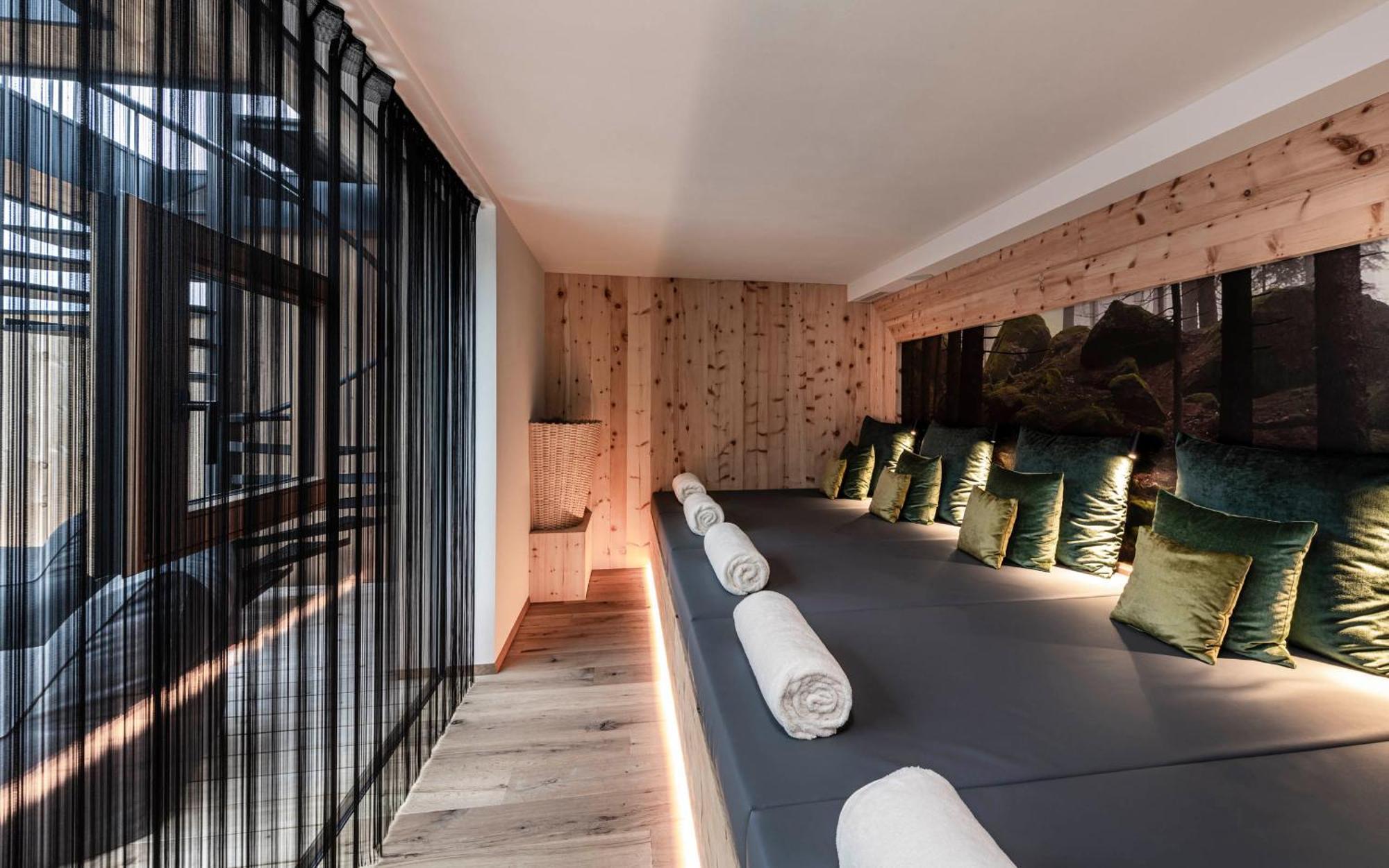 Viel Nois Guest House Фунес Екстер'єр фото